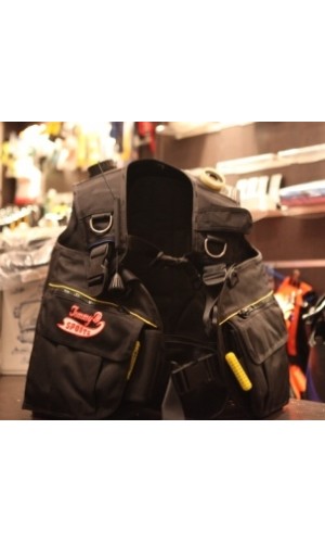 جلیقه تعادل غواصی دست دوم